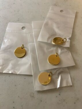 Plunder Polished Gold Round Disc Charms - Set of 4